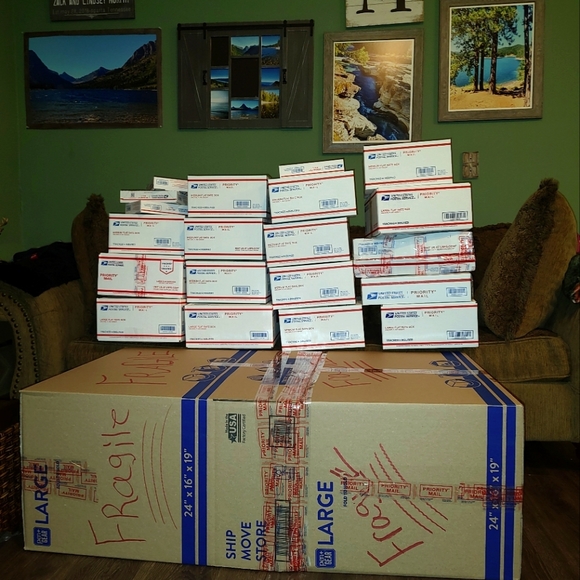 Welcome to my closet! - Picture 7 of 12